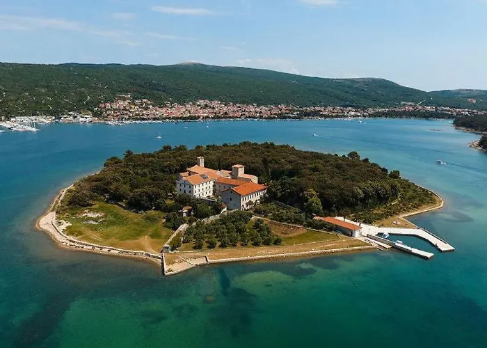 House With Pool, 50 Meters From Sea, Privacy - By Traveler Tourist Agency Krk - Id 2137