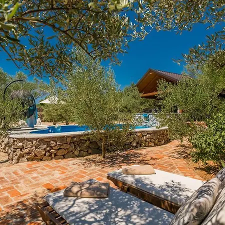 House With Pool, 50 Meters From Sea, Privacy - By Traveler Tourist Agency Krk - Id 2137