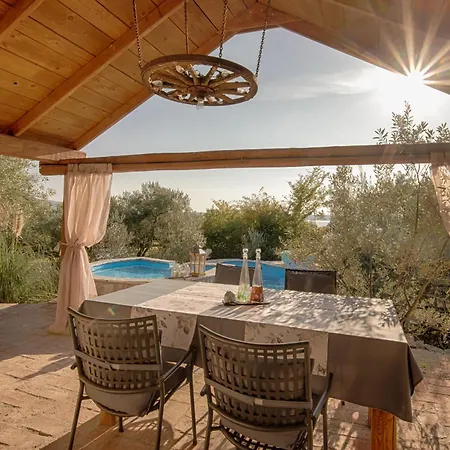 House With Pool, 50 Meters From Sea, Privacy - By Traveler Tourist Agency Krk - Id 2137 Kornić