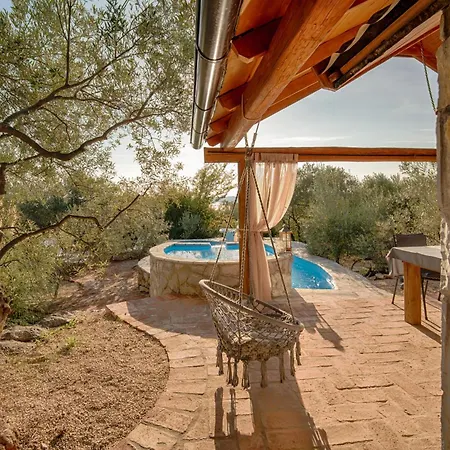 Villa House With Pool, 50 Meters From Sea, Privacy - By Traveler Tourist Agency Krk - Id 2137